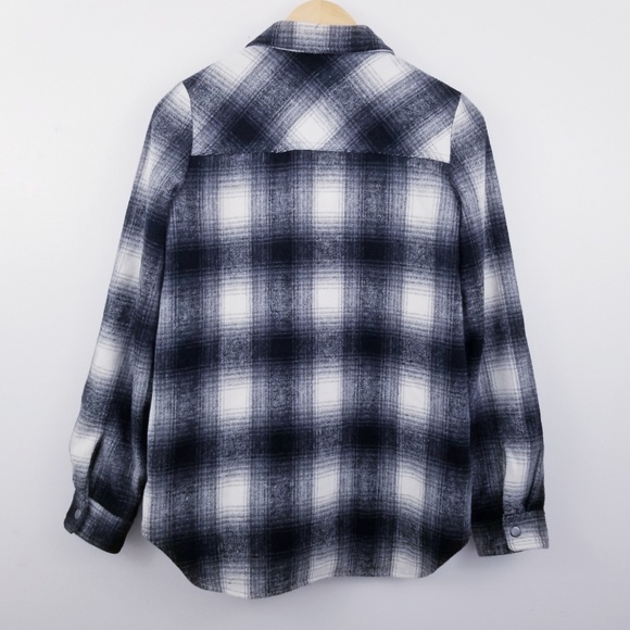 Lira Snap Button Plaid Jacket - Picture 2 of 5